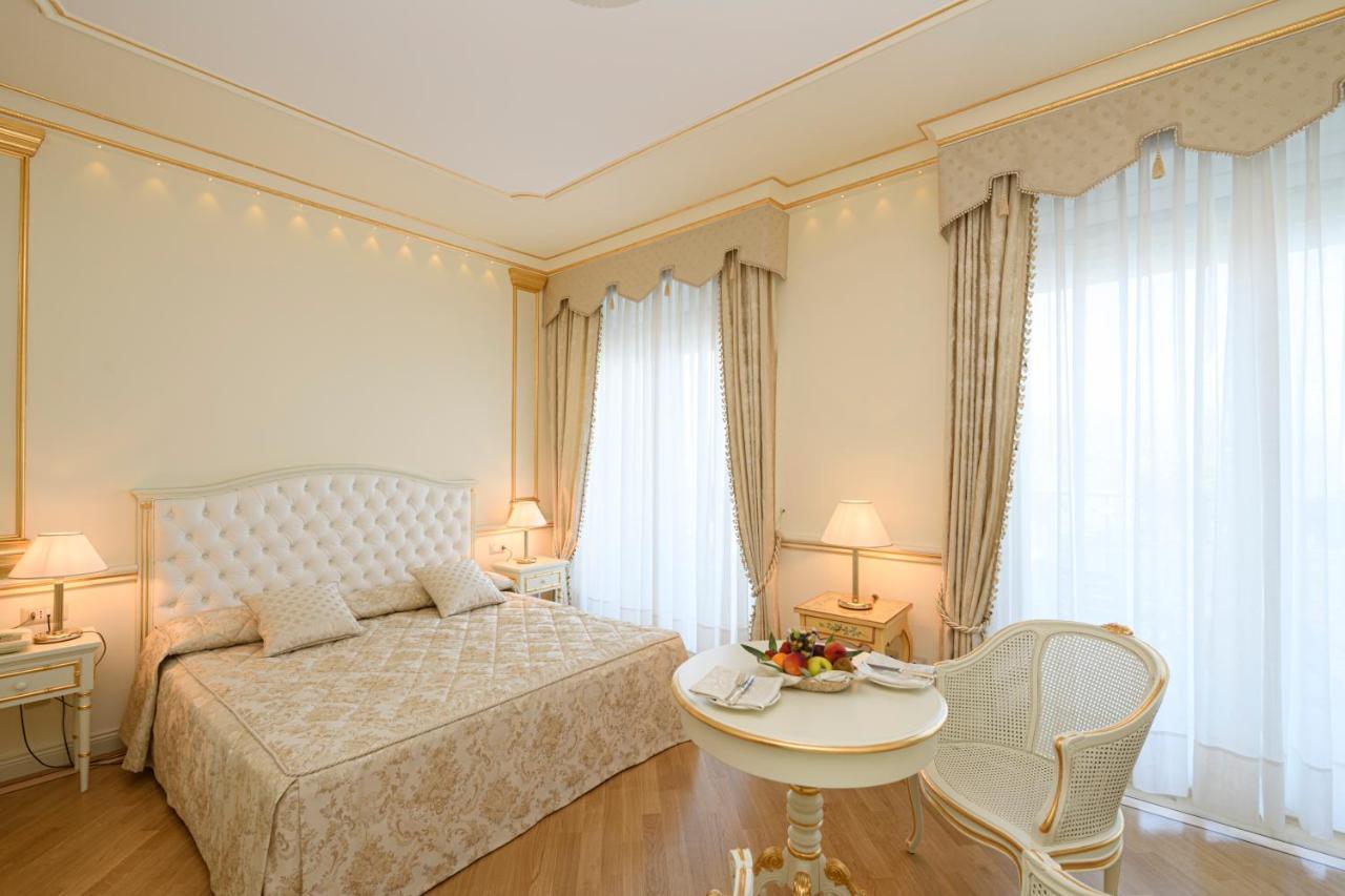 Hotel Astoria Stresa Esterno foto