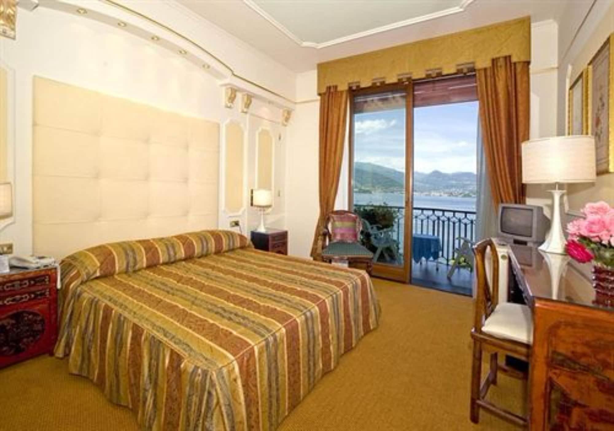 Hotel Astoria Stresa Esterno foto