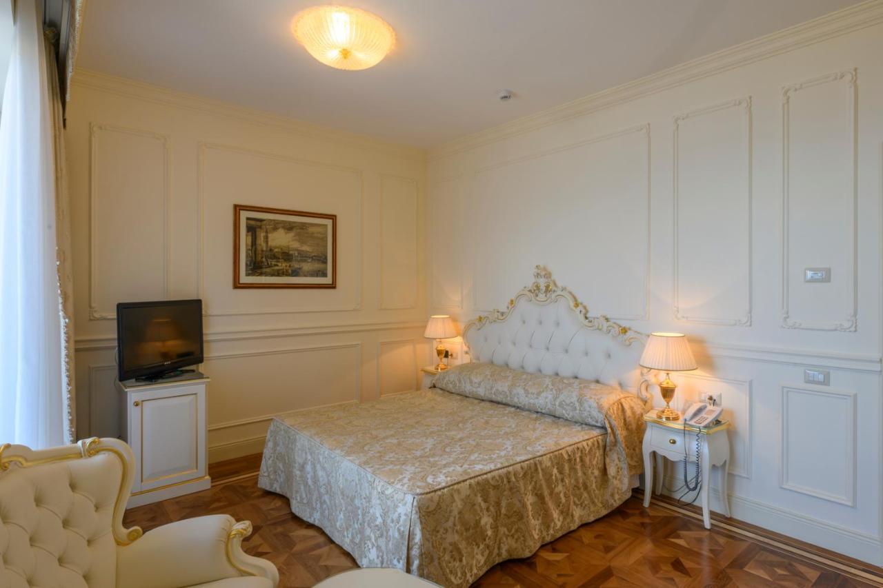 Hotel Astoria Stresa Esterno foto