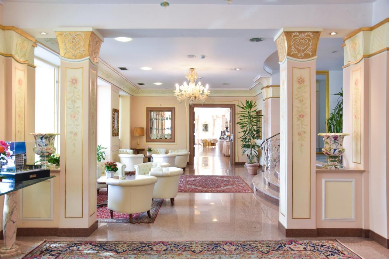 Hotel Astoria Stresa Esterno foto
