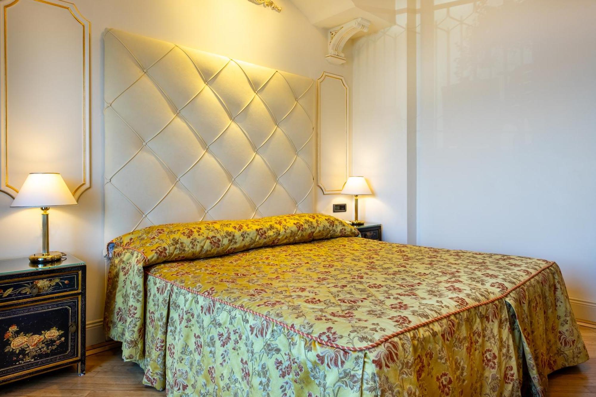 Hotel Astoria Stresa Esterno foto