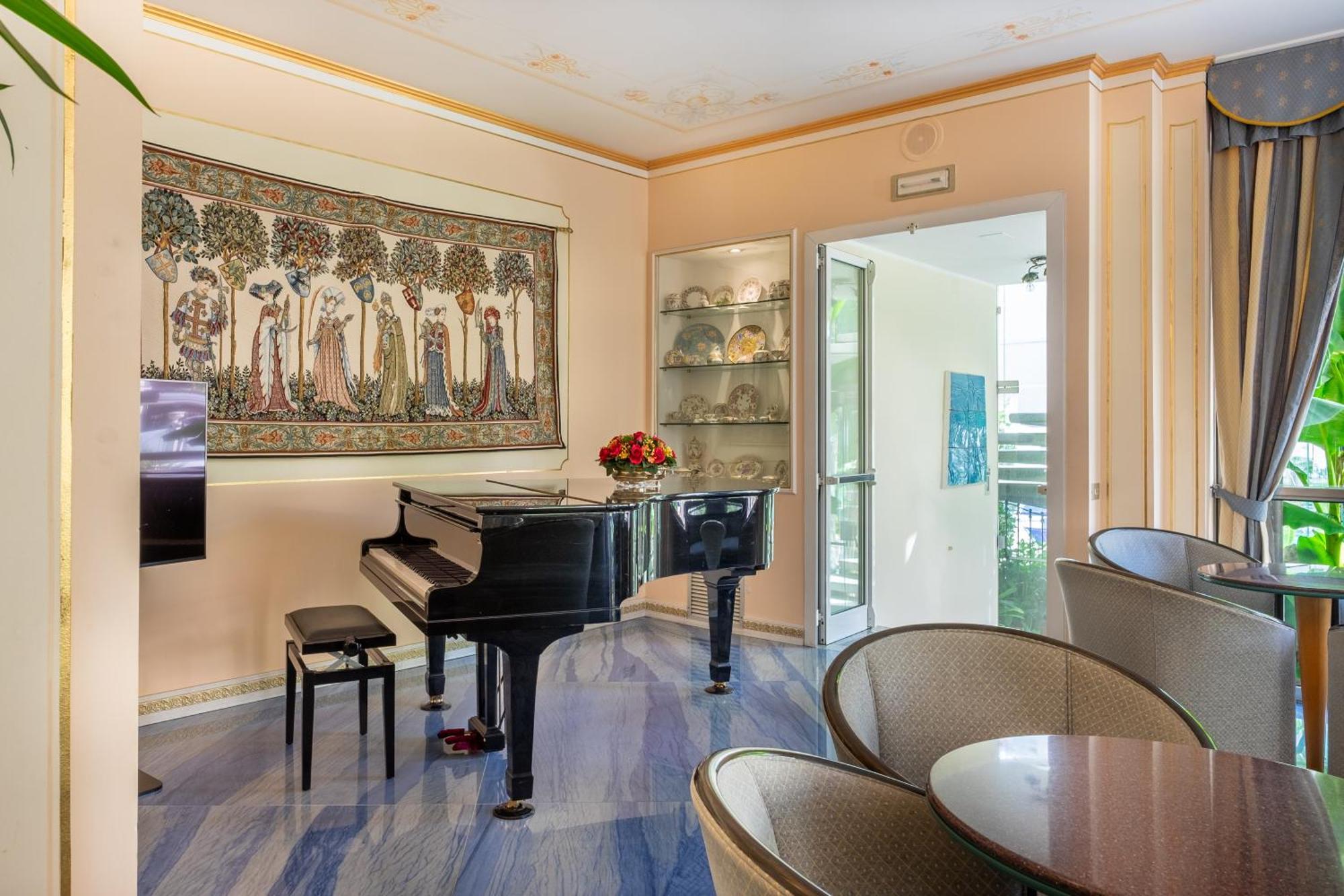 Hotel Astoria Stresa Esterno foto