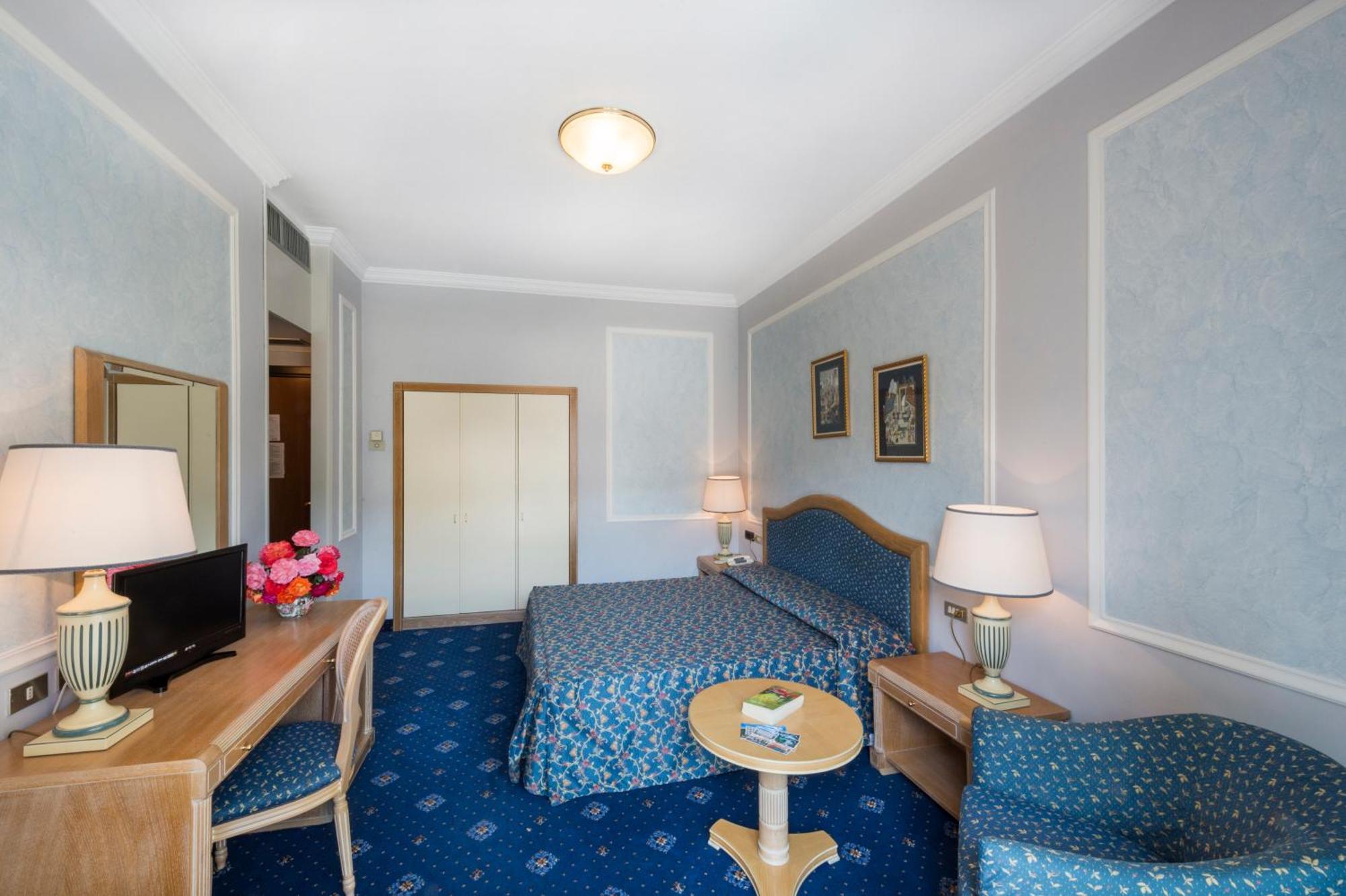 Hotel Astoria Stresa Camera foto